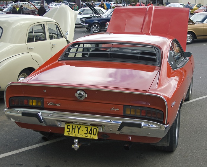 Chrysler Valiant_Charger_rear view